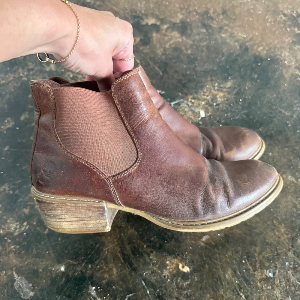 Timberland Chelsea Boots Leather Ankle Booties Block Heel Pull On Womew